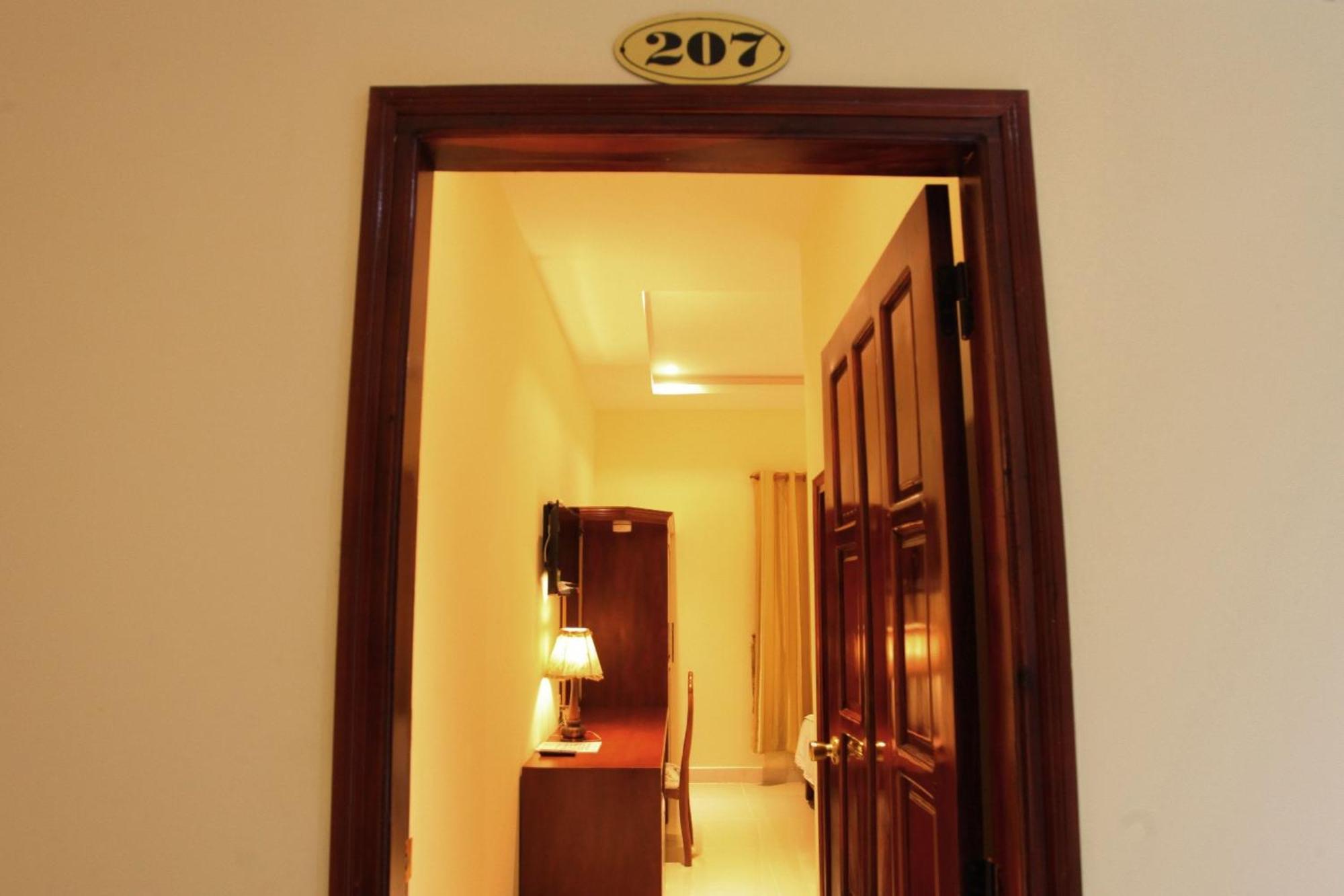 Nhat Minh Hotel Лазі Екстер'єр фото